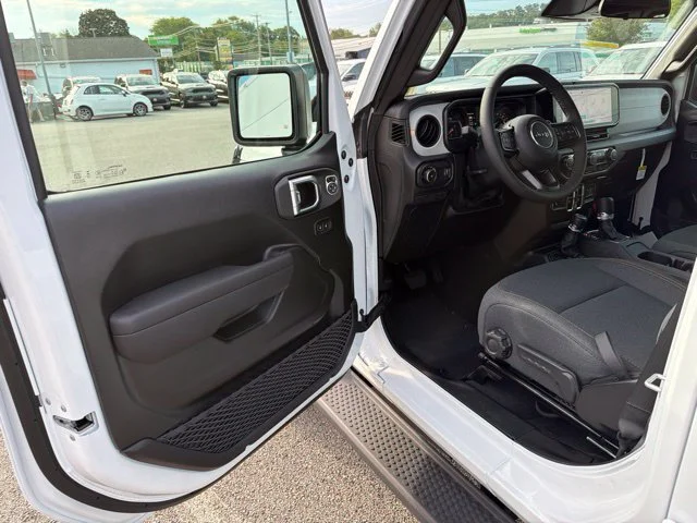 New 2027 White Jeep Sport S image 11
