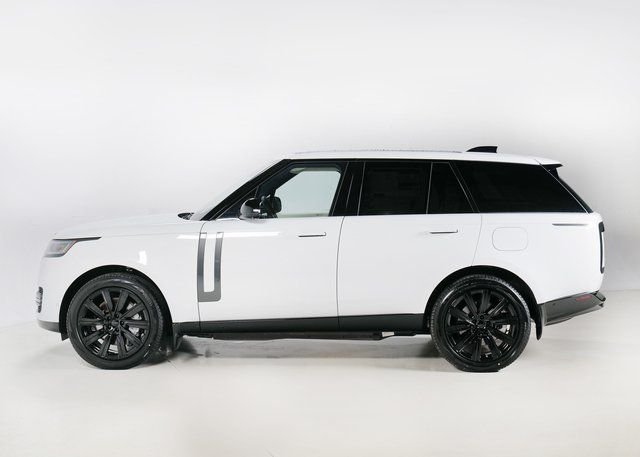 New 2026 Fuji White Land Rover SE image 6