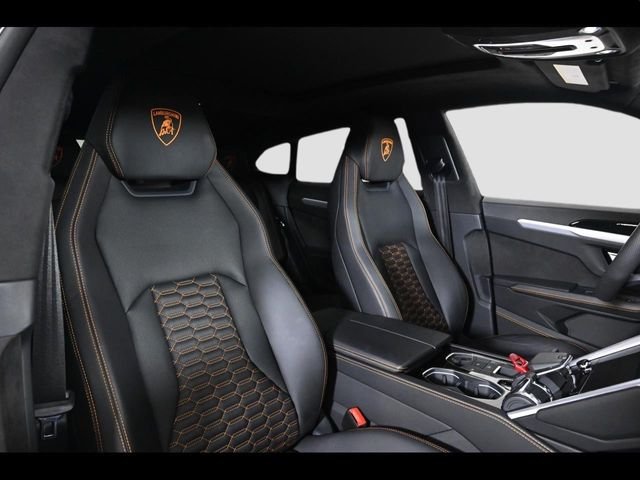 Used 2020 Blue Lamborghini Base image 16