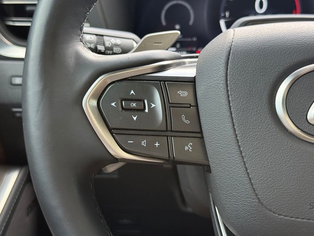 Used 2025 Black Lexus 550 Luxury+ image 29
