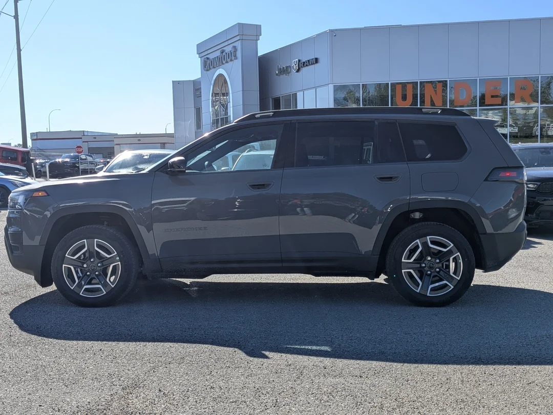 New 2026 Grey Jeep Limited - - 4x4 - Preferred Package 23G - Mopar Interior Protection Pckge-  Pano Sunroof & More! image 5