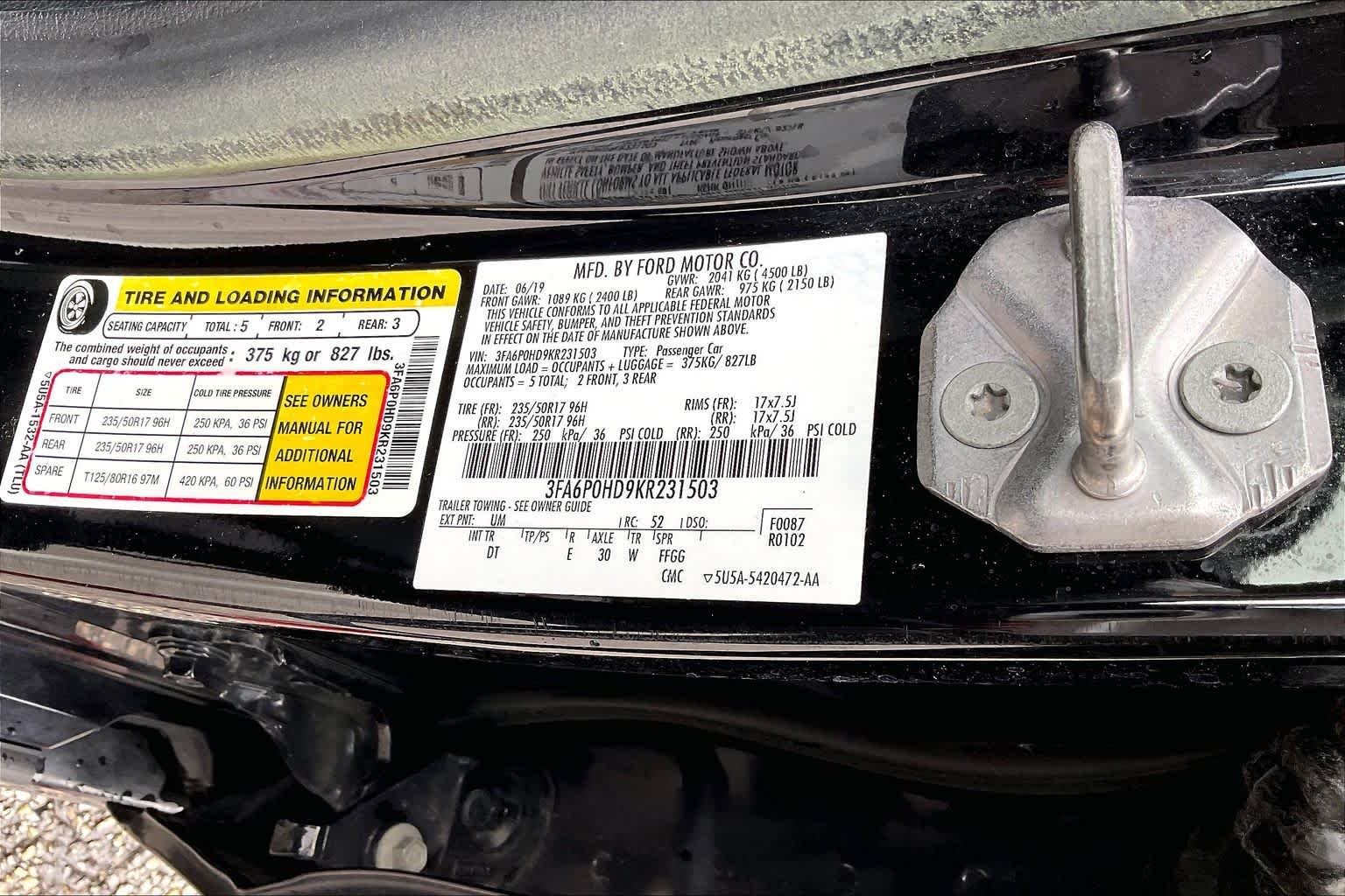 Used 2019 Agate Black Ford SE image 34
