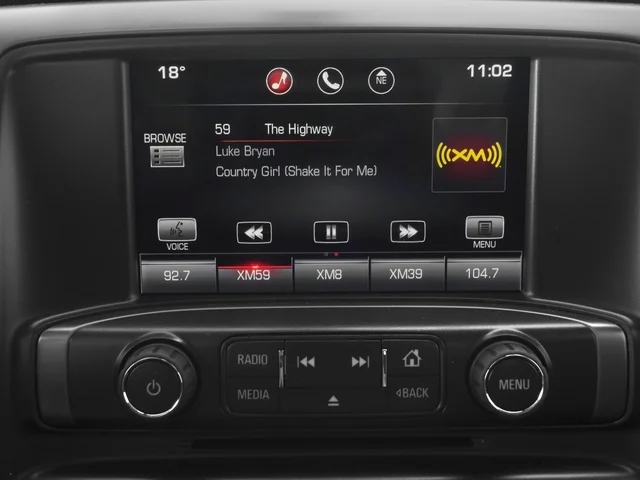 Used 2015 Black GMC SLT image 9