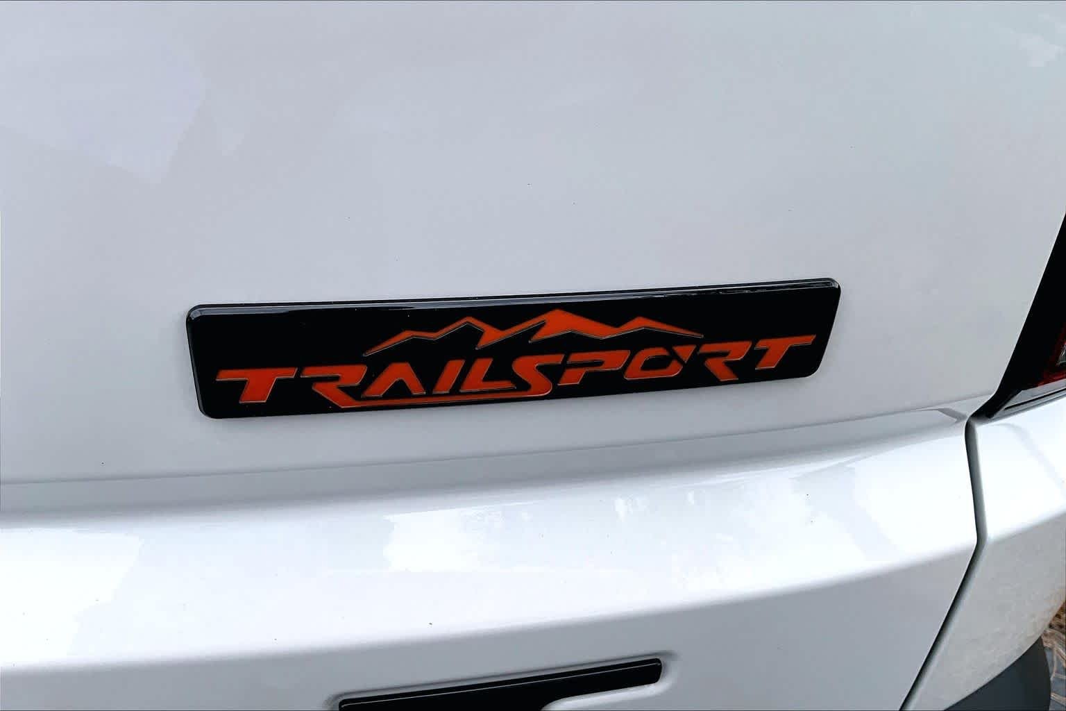 Used 2026 Platinum White Pearl Honda TrailSport image 10