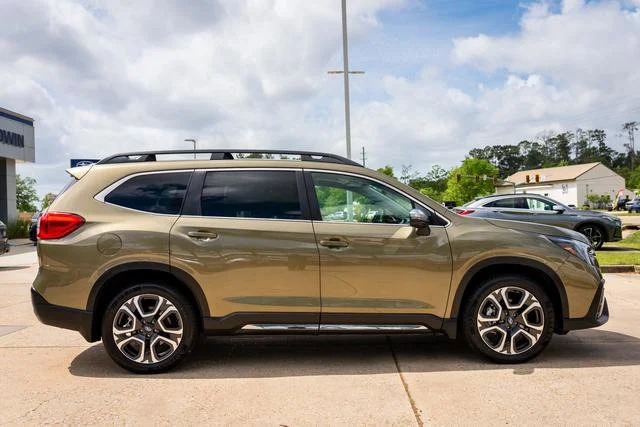 Certified Used 2023 Autumn Green Metallic Subaru Limited image 19