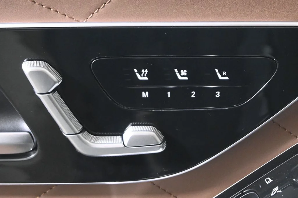 Certified Used 2026 Green Mercedes-Benz S 580 image 24