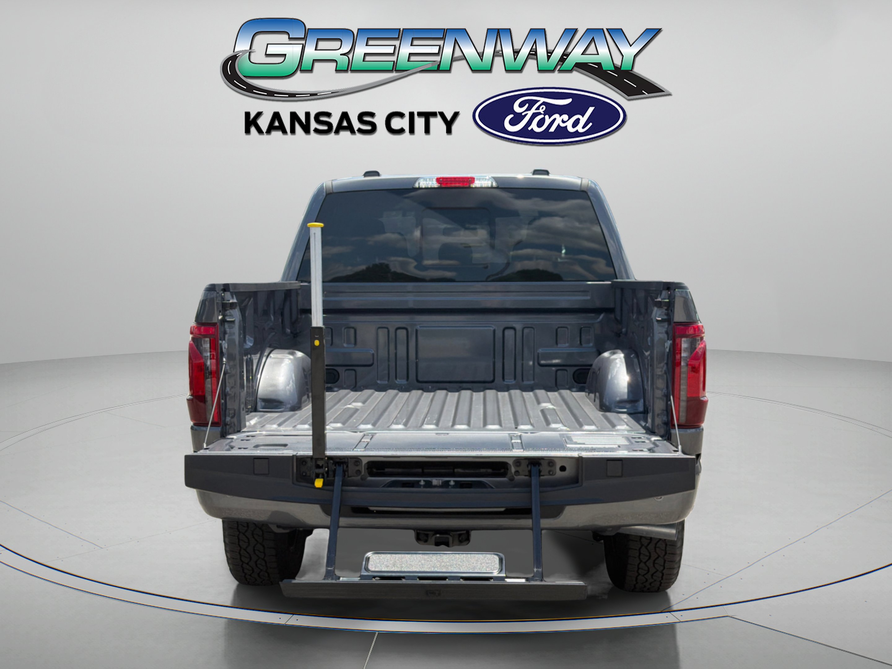 2026 Ford F-150 XLT - Photo 7