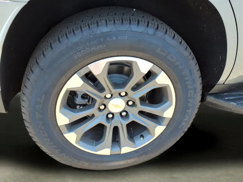2026 Chevrolet Tahoe LS - Photo 34