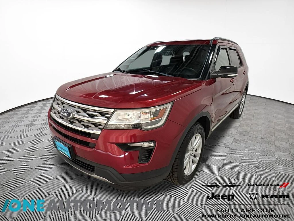 Used 2018 Red Ford XLT image 1