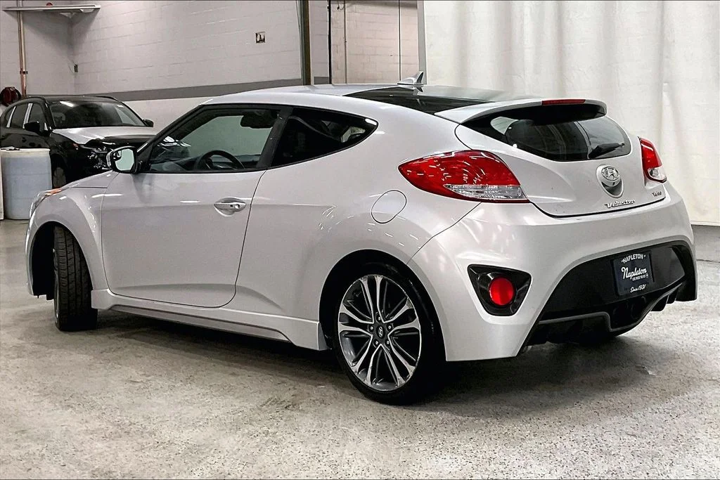 Used 2016 Silver Hyundai Turbo image 10