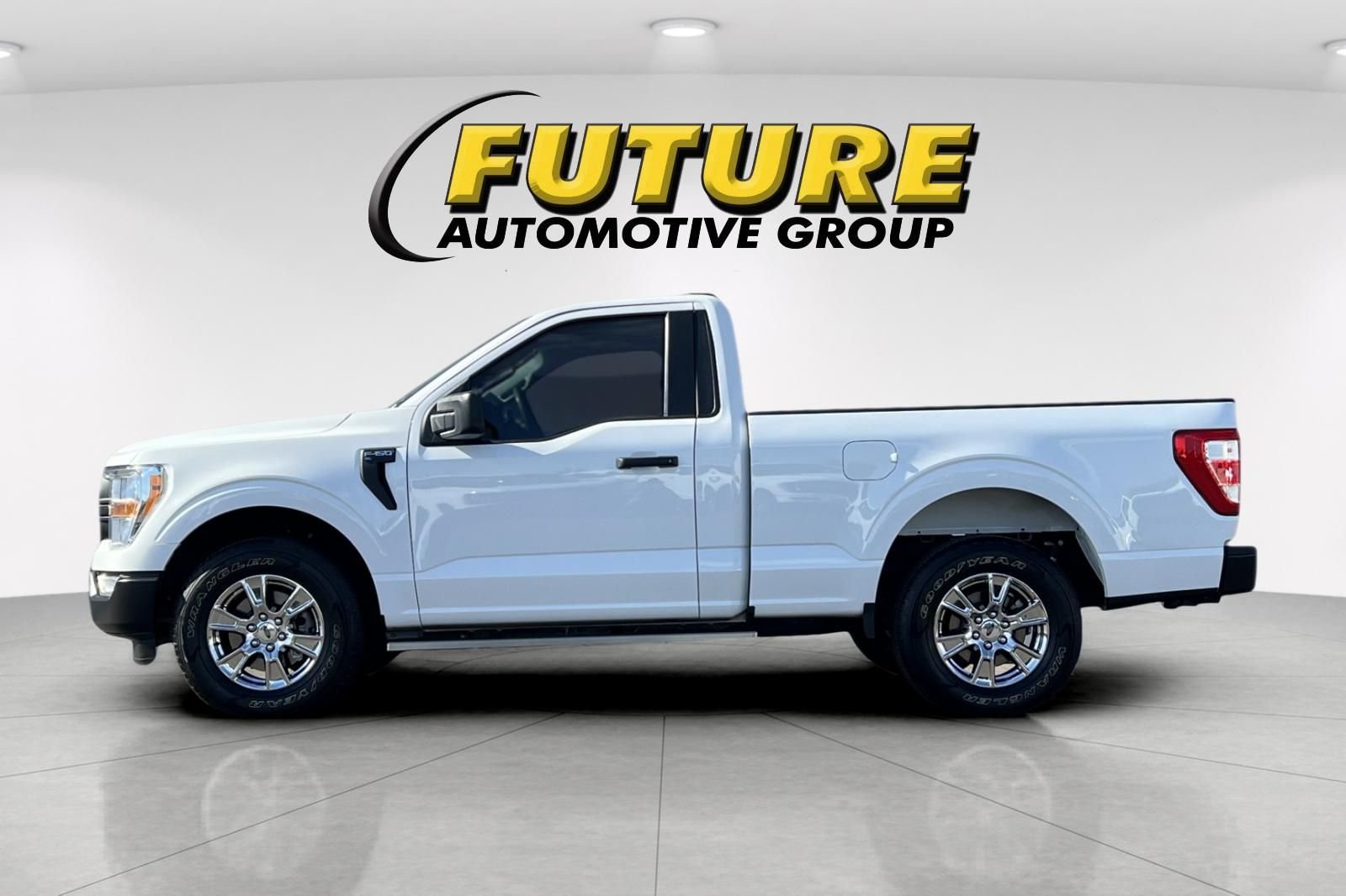 Used 2022 White Ford XL image 6