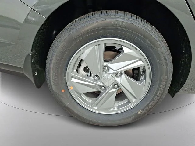 New 2026 Gray Hyundai SE image 6