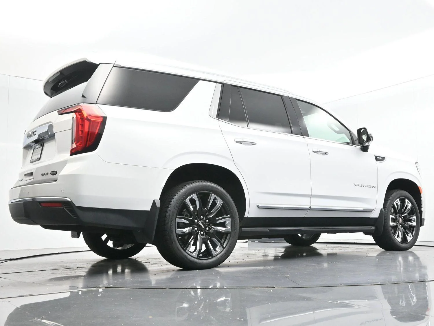 Used 2021 Summit White GMC SLT image 54