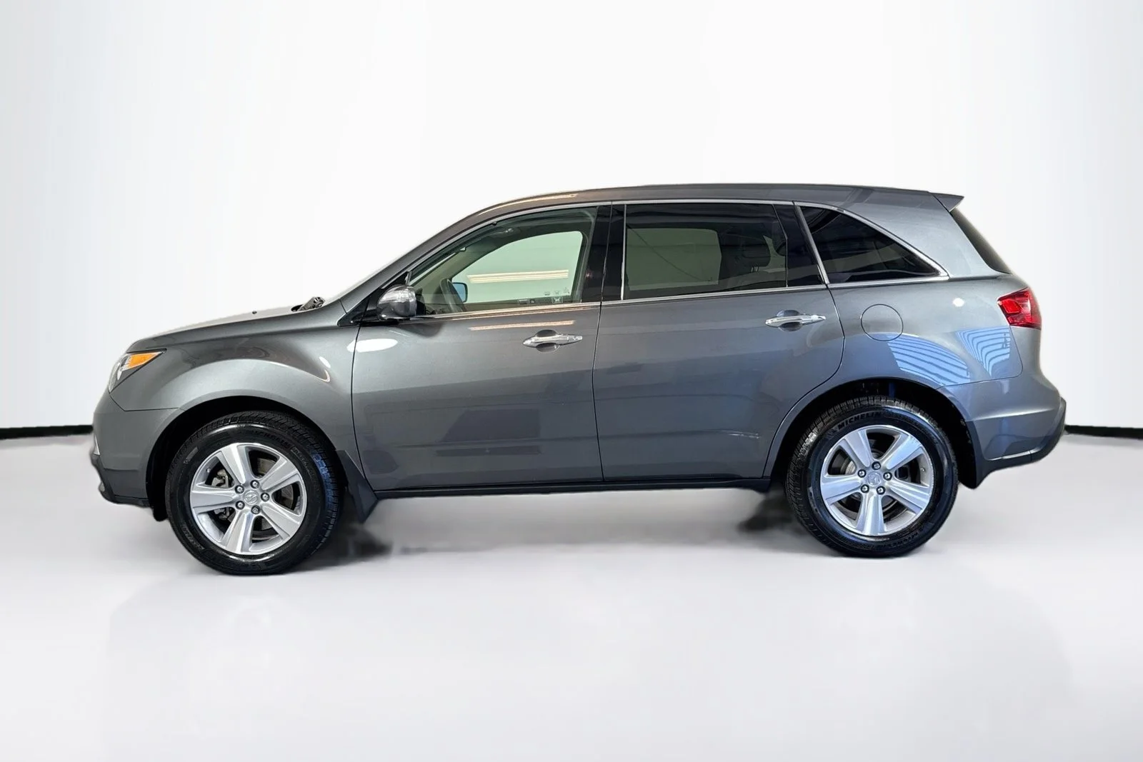 Used 2012 White Acura Tech Pkg image 8