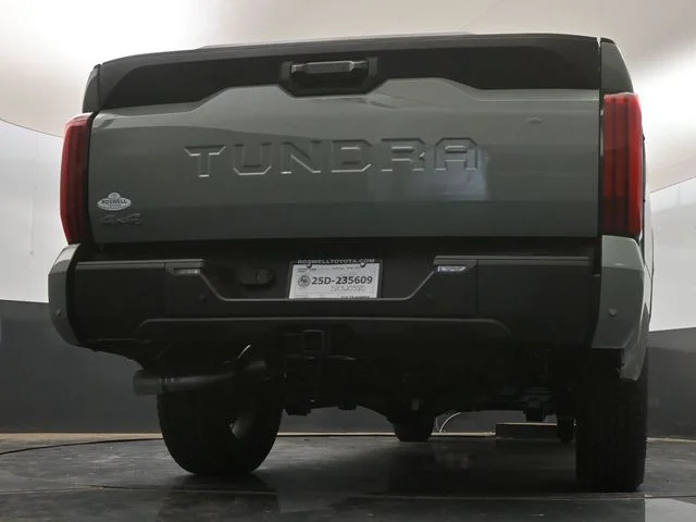 Used 2025  Toyota SR5 image 23