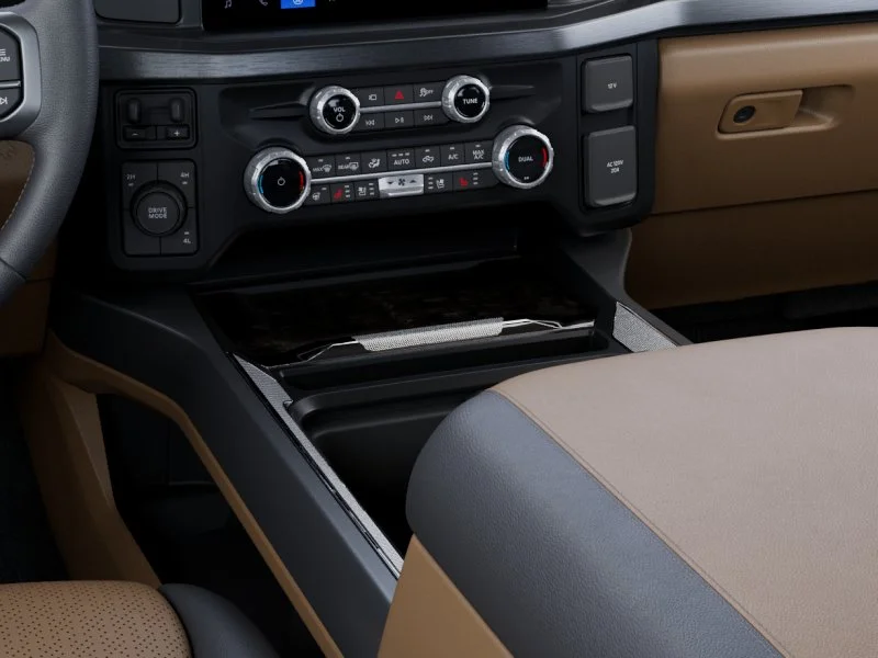 New 2027 Oxford White Ford F-350® Lariat® image 27
