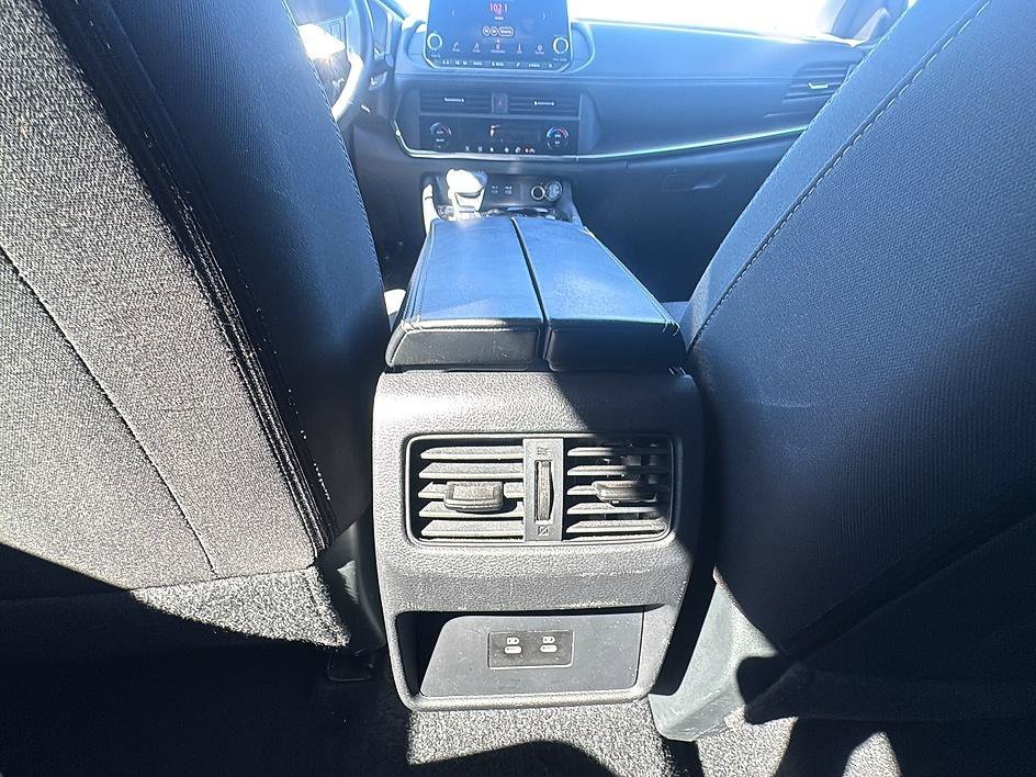 Used 2025 Super Black Nissan SV image 20
