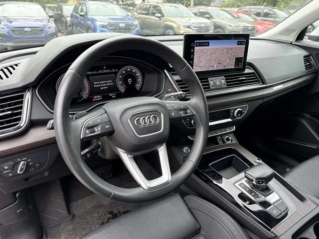 Used 2023  Audi 40 Premium Plus image 2