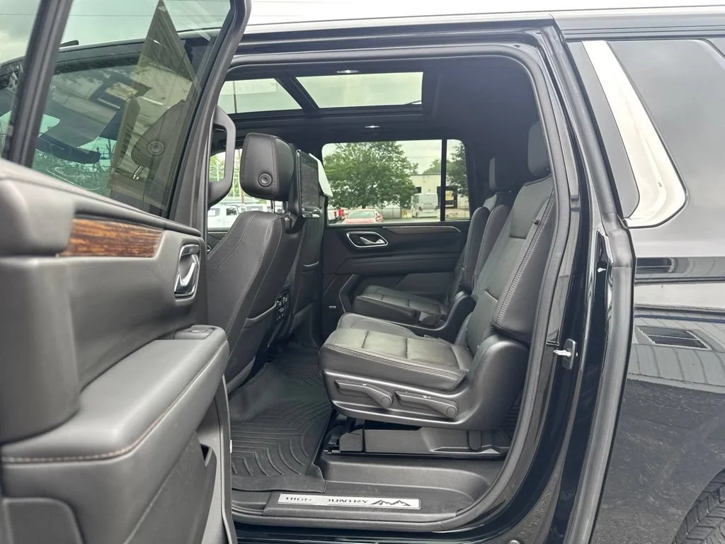 Used 2023 Black Chevrolet High Country image 18