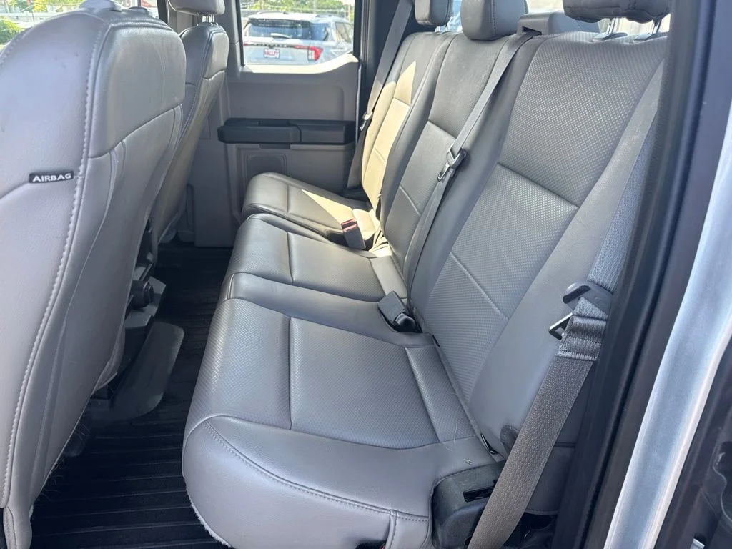 Used 2019 Silver Ford XL image 27