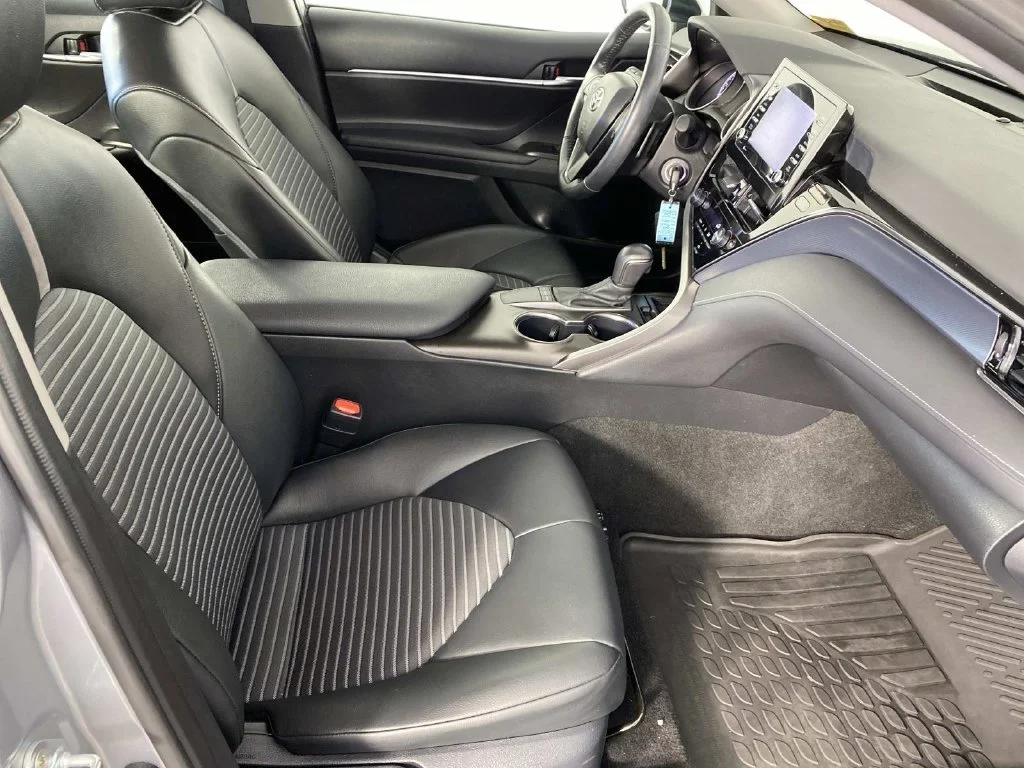 Used 2024 Silver Toyota SE image 11