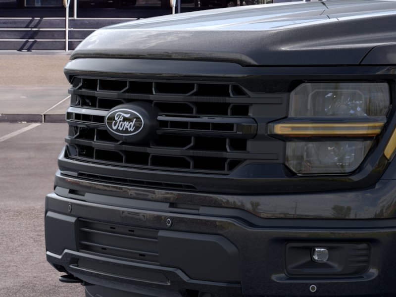 New 2026 Agate Black Metallic Ford XLT image 17