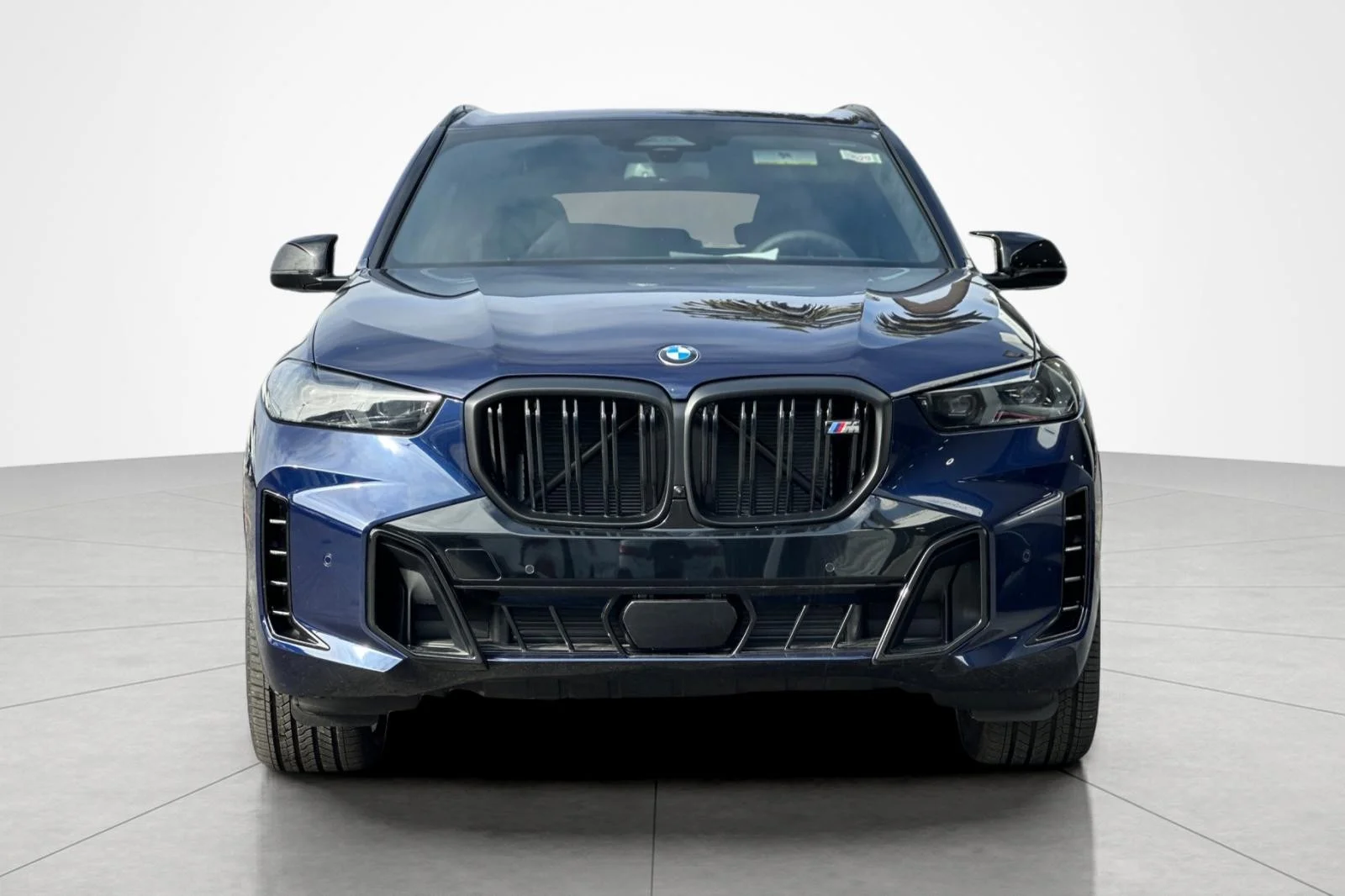 New 2026 Tanzanite Blue II Metallic BMW M60i image 8