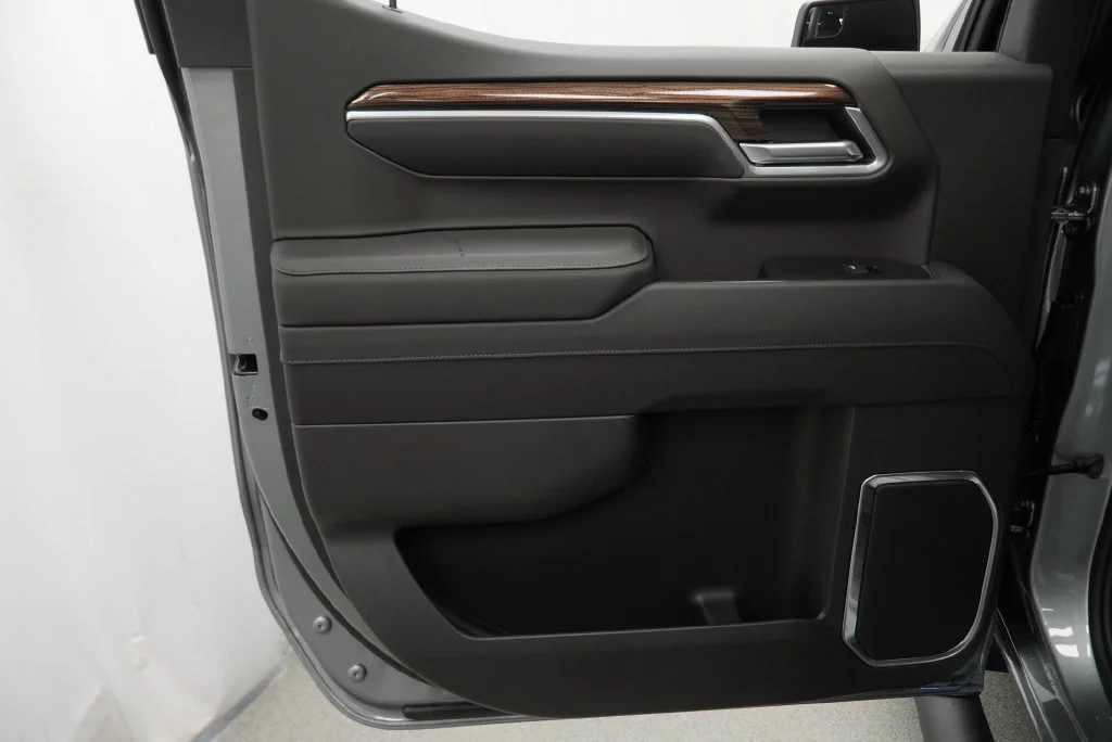New 2026 Sterling Gray Metallic Chevrolet RST image 23