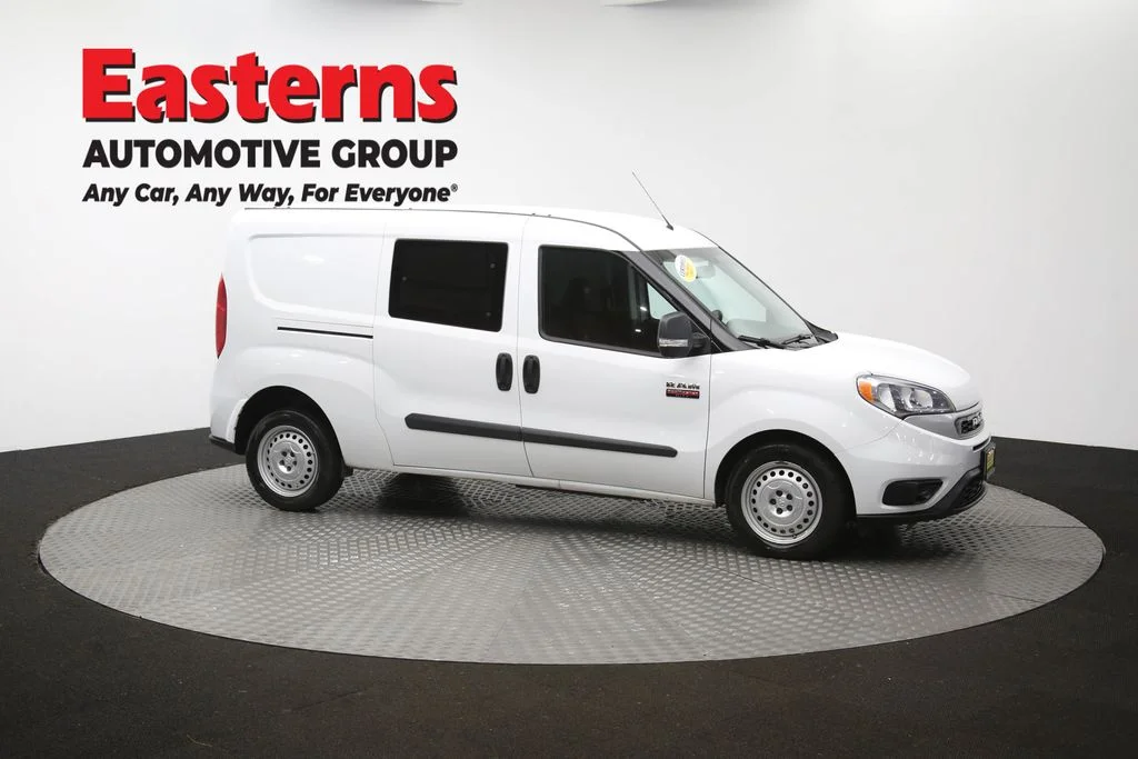 Used 2022 White Ram Base image 46