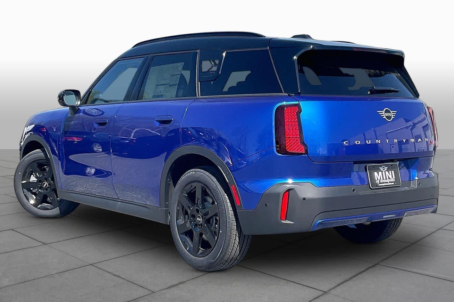 New 2026 Blazing Blue Metallic MINI Oxford Edition image 12