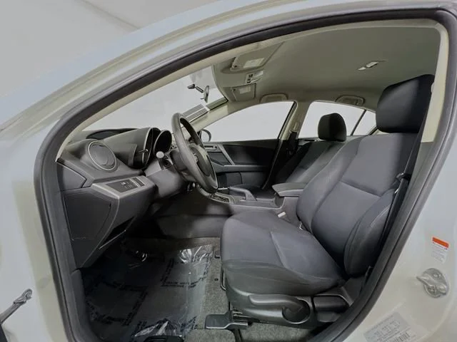 Used 2011 Crystal White Pearl Mica Mazda i Touring image 12