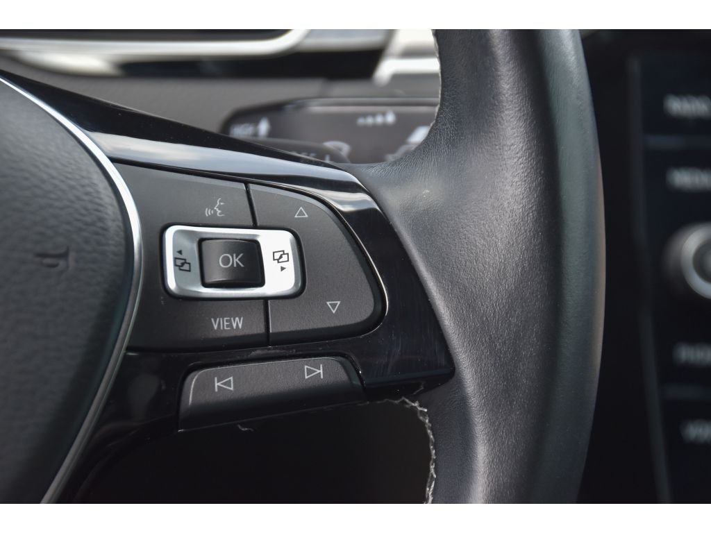 Used 2020 Deep Black Pearl Volkswagen SEL Premium R-Line image 34