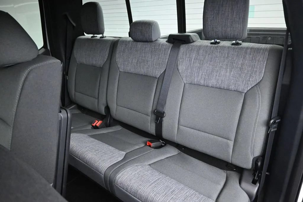 New 2026 Oxford White Ford XLT image 13