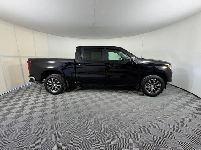 Certified Used 2022 Black Chevrolet LT image 7