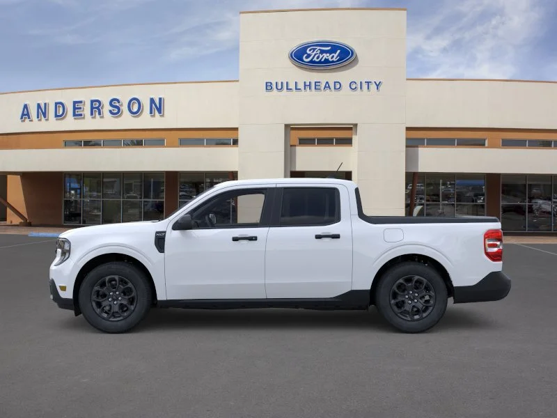 New 2026 Oxford White Ford XLT image 3