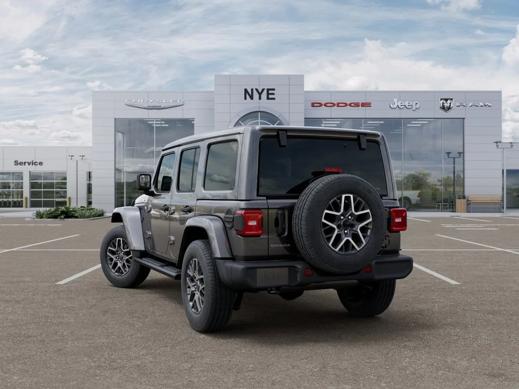 New 2025 Granite Crystal Metallic Clear-Coat Exterior Paint Jeep Sahara image 3