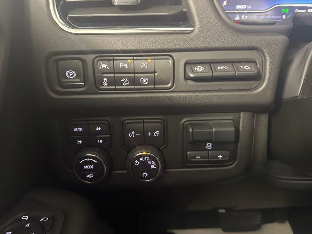 Used 2023 Black Chevrolet High Country image 20