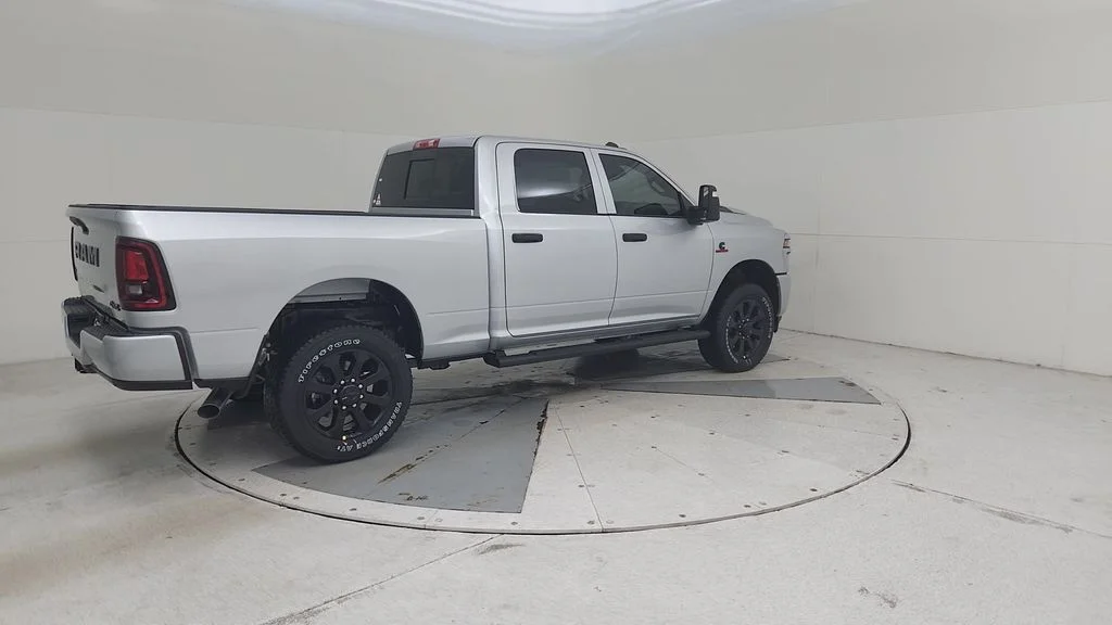 2026 RAM 2500 Tradesman/Black Express - Photo 15