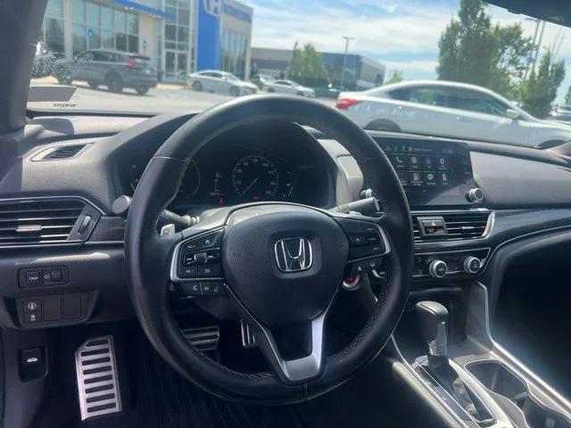 Used 2022 Lunar Silver Metallic Honda Sport image 14
