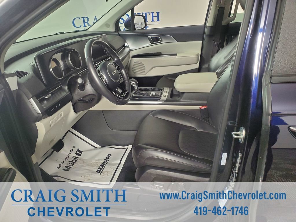 Used 2024 Blue Kia LX image 12