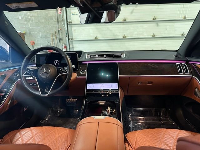 Used 2021 Black Mercedes-Benz S 580 image 17