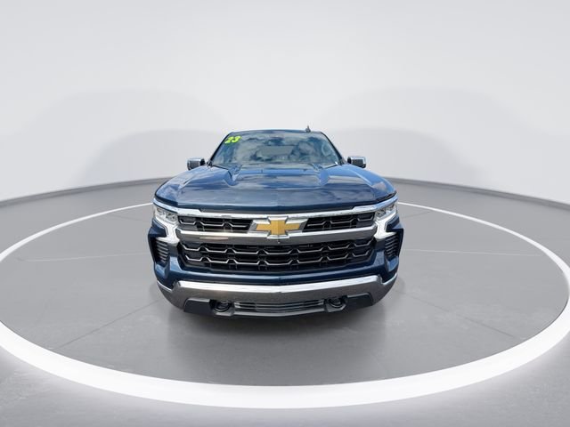 Used 2023 Blue Chevrolet LT image 3