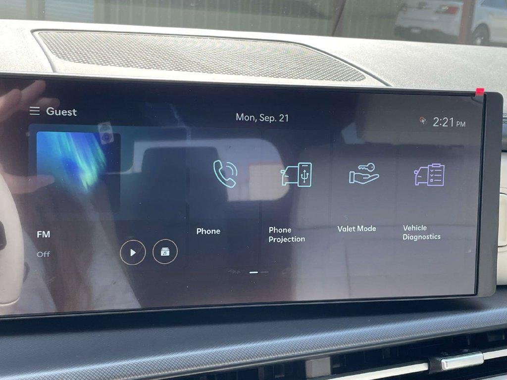 New 2027 Gray Hyundai SEL AWD image 28