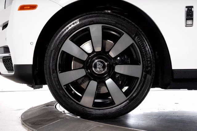Used 2023 Arctic White Rolls-Royce  image 13
