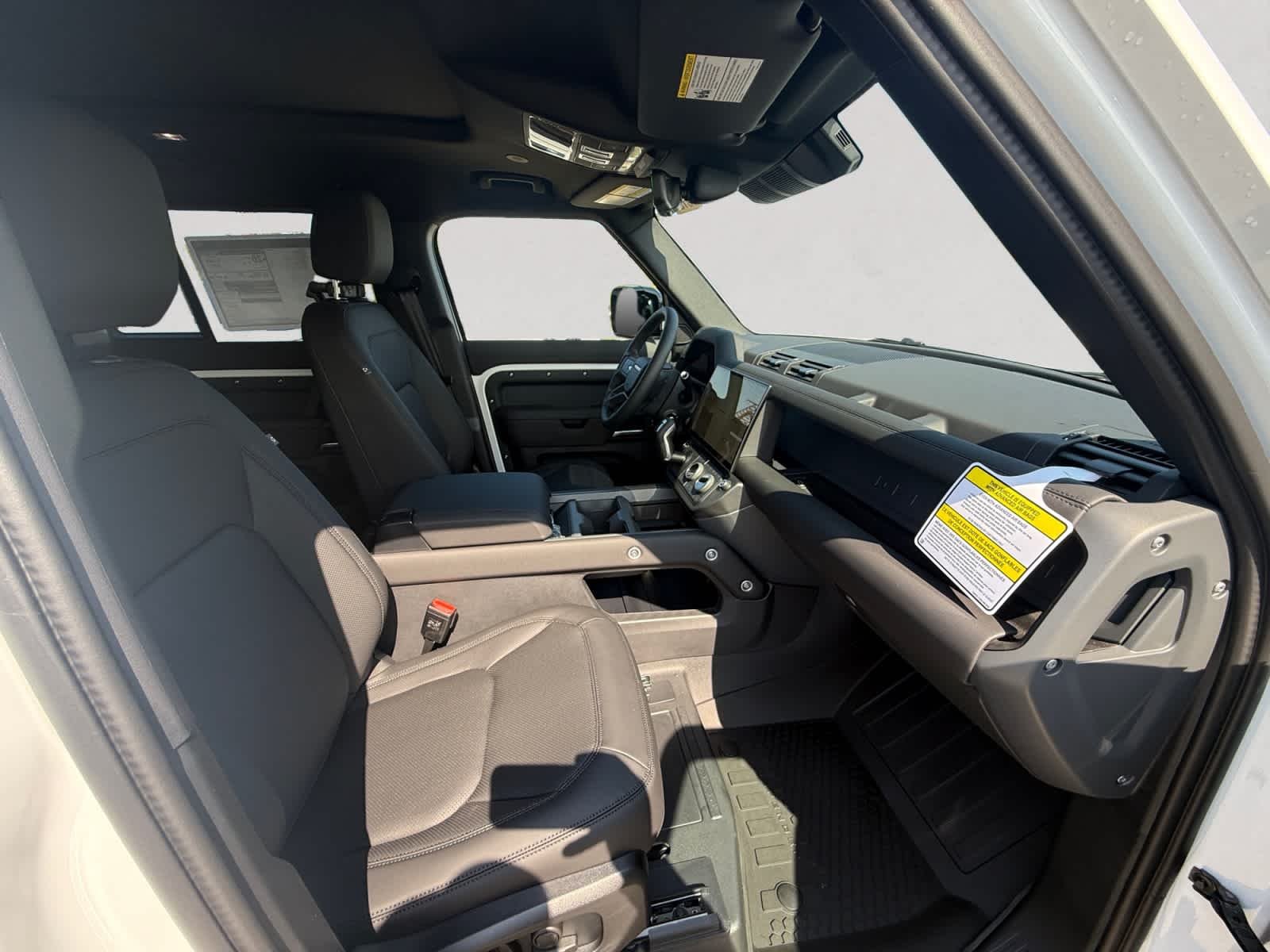 New 2026 Fuji White Land Rover S image 15