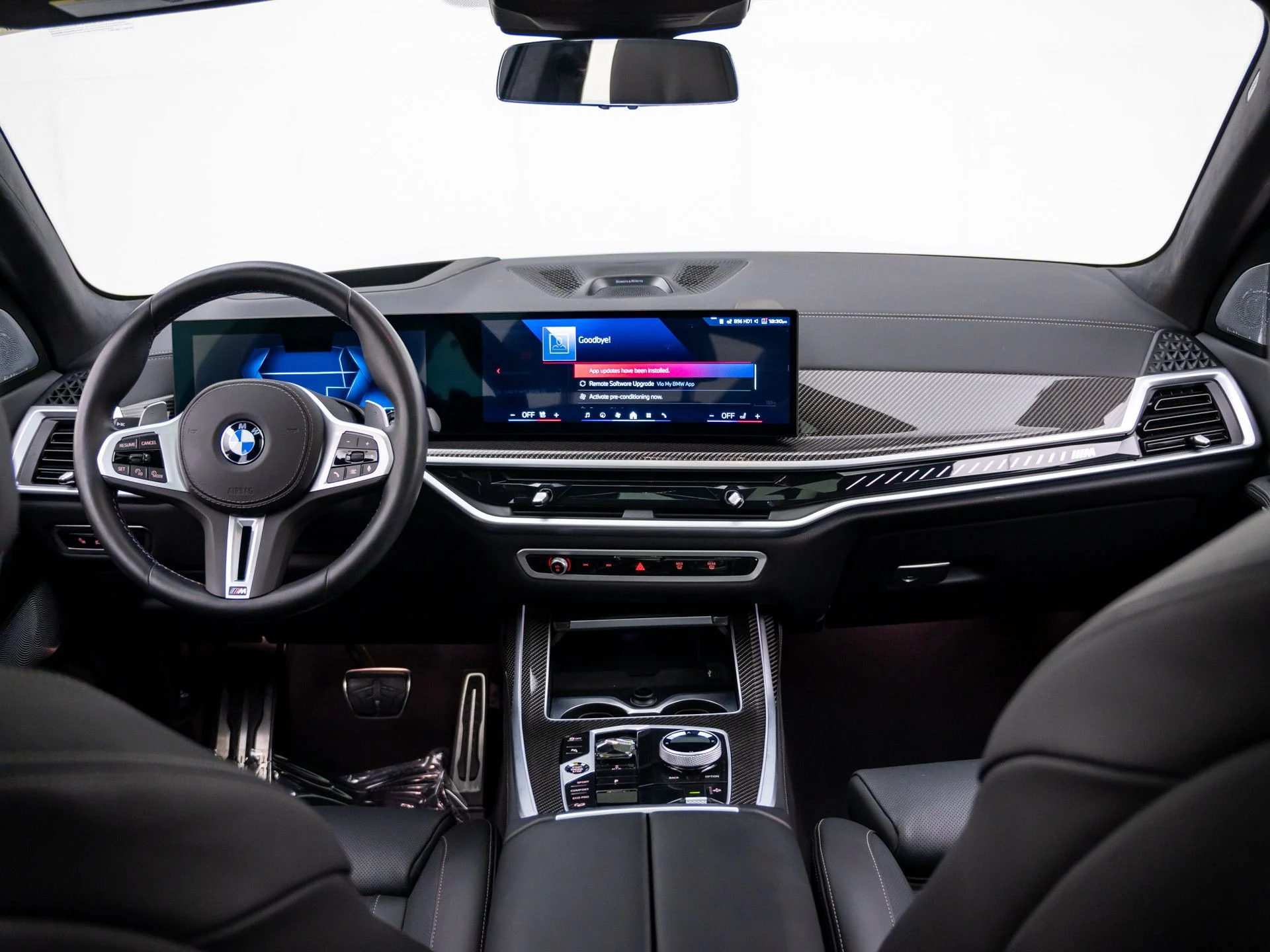 Certified Used 2025 Gray BMW M60i image 10