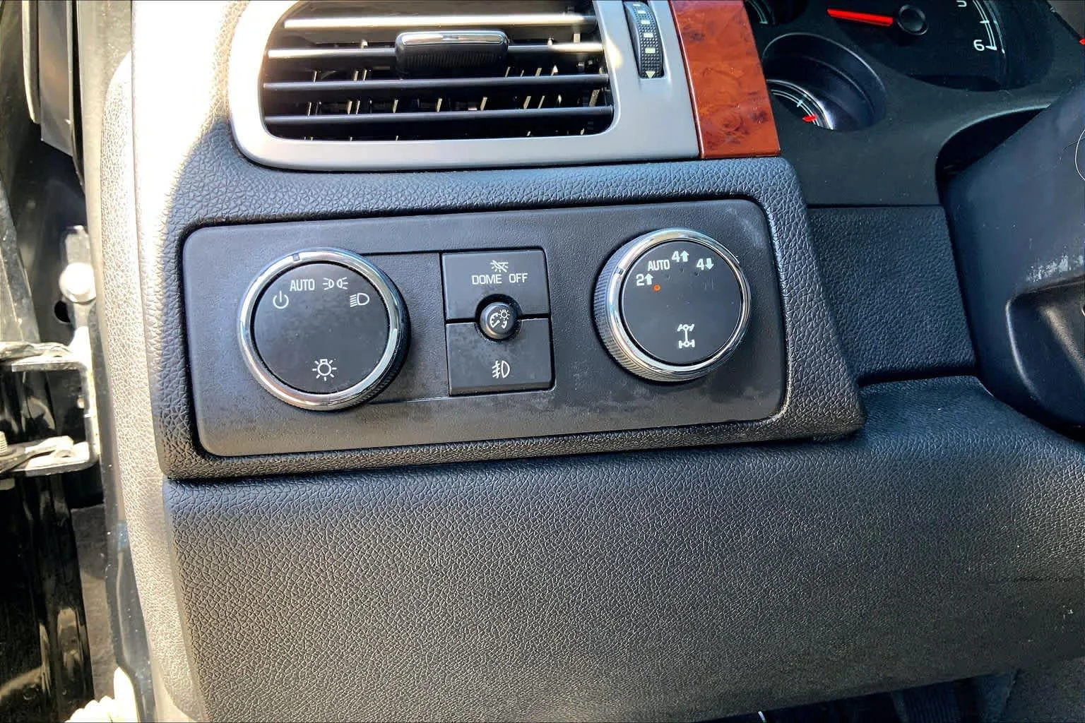 Used 2011 Black Chevrolet LTZ image 34