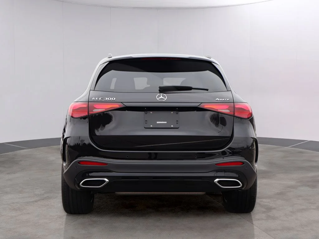 Used 2026 Black Mercedes-Benz GLC 300 image 6
