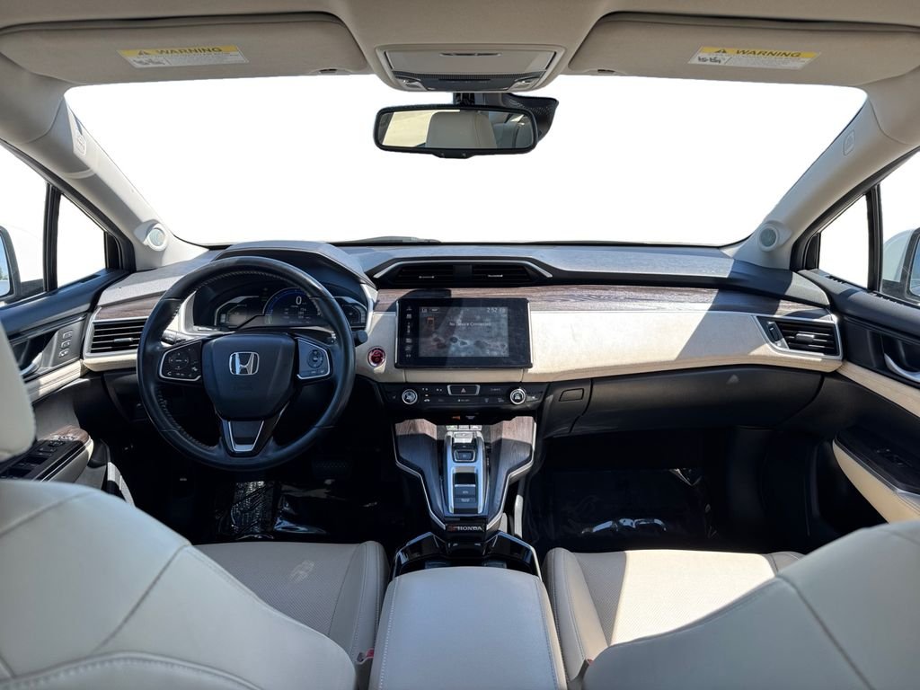 Used 2018 Platinum White Pearl Honda Touring image 11