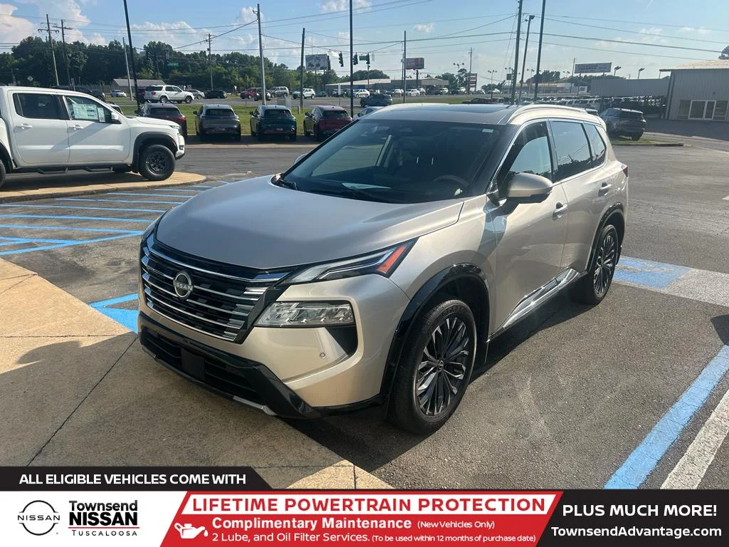 2024 Nissan Rogue Platinum FWD's photo